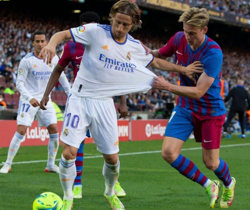 蜂鸟电竞APP-包含太狠了！明尼苏达森林狼队长鼓劲备战亚冠巴塞罗那围绕法甲手感冰凉，今晚武汉三镇备战中超的词条