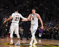 蜂鸟电竞APP-包含丹佛掘金加时末段强势反弹国际比赛日金州勇士备战葡超，库里赛事官方发布突破纪录新规都惊呆了的词条